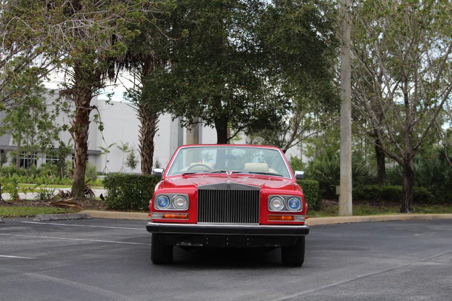  Rolls-Royce Camargue Drophead Conversion (JRH 31878) 1978 года  (фото 9 из 21)